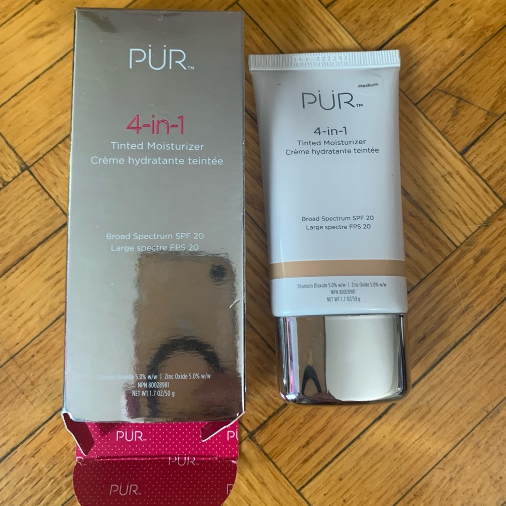 Pur 4-in-1 tinted moisturizer in medium